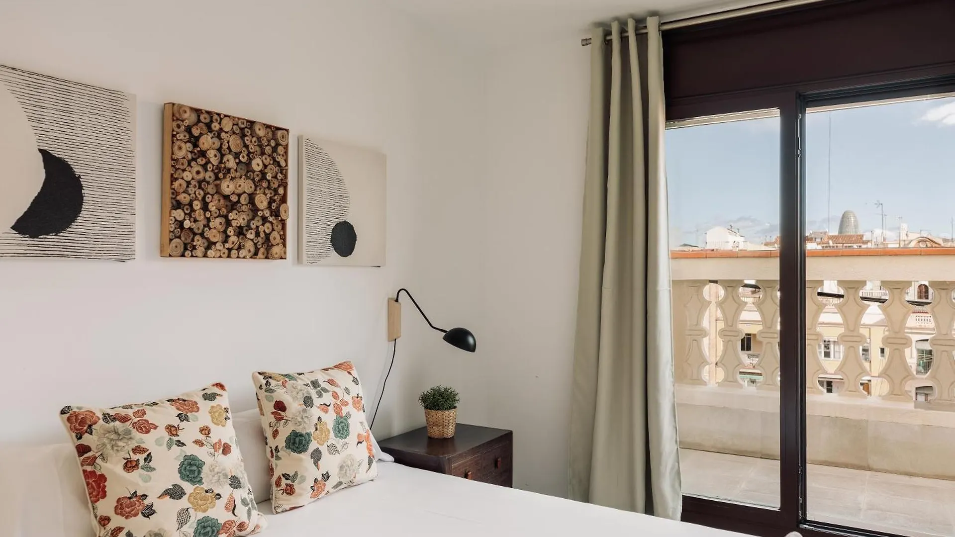 Ola Living Arc De Triomf Apartment Barcelona